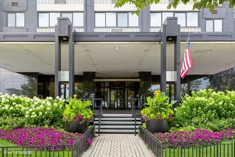 1440 N Lake Shore Dr #6F, Chicago, IL 60610