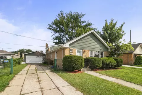 348 E Quincy St, Riverside, IL 60546