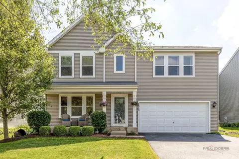 843 Brahms Rd, Volo, IL 60073