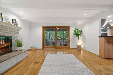 308 Eastern Ave, Barrington, IL 60010 photo 9