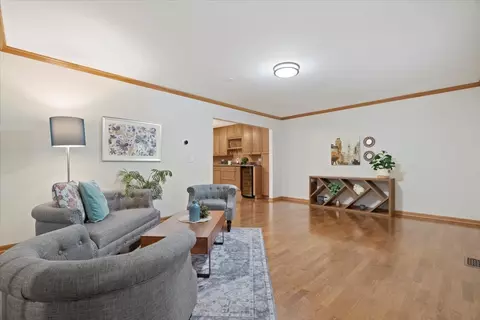 308 Eastern Ave, Barrington, IL 60010 photo 3