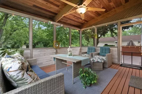 308 Eastern Ave, Barrington, IL 60010 photo 18