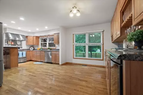 308 Eastern Ave, Barrington, IL 60010 photo 11