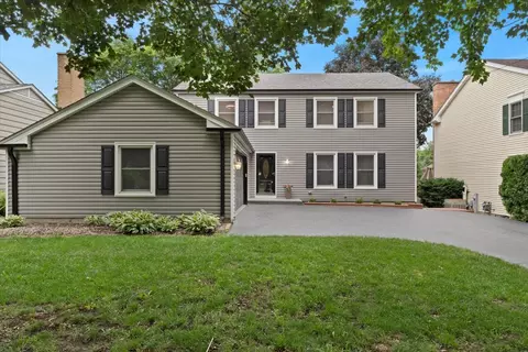 308 Eastern Ave, Barrington, IL 60010 photo 2