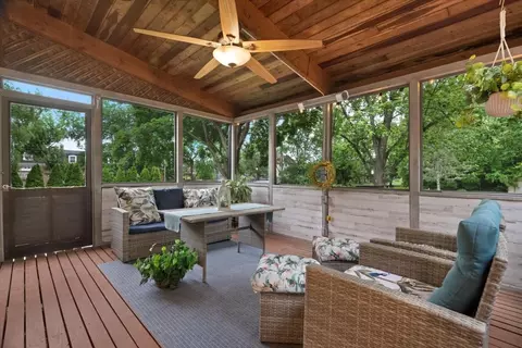 308 Eastern Ave, Barrington, IL 60010 photo 17