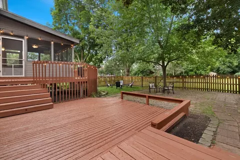 308 Eastern Ave, Barrington, IL 60010 photo 40