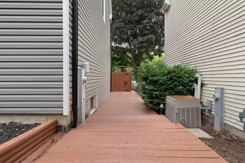 308 Eastern Ave, Barrington, IL 60010 photo 35