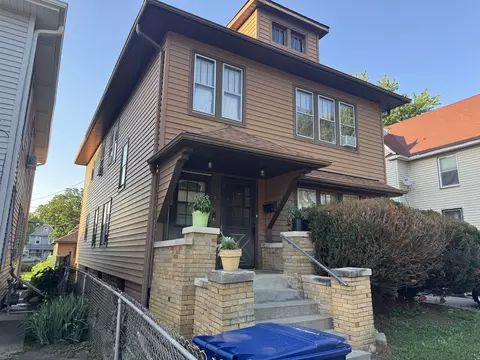 538 May St, Waukegan, IL 60085
