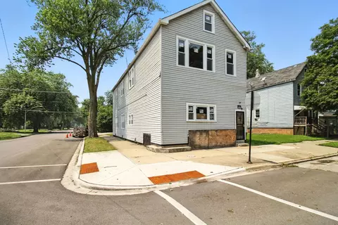 5256 S Carpenter St, Chicago, IL 60609