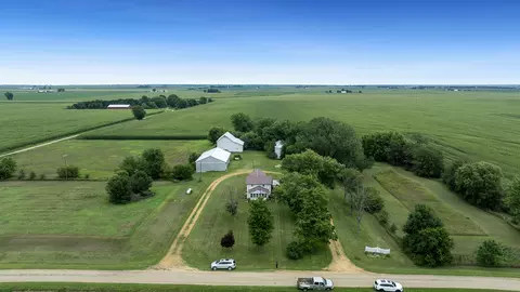 1018 Hoyle Rd, Harmon, IL 61042