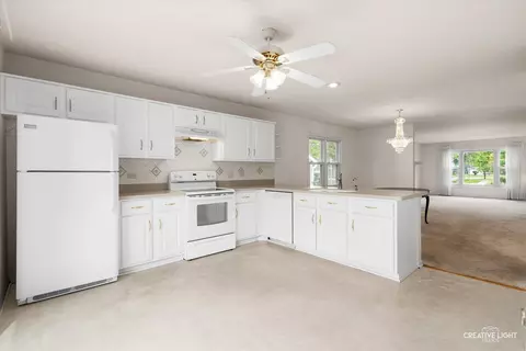1200 Downing Dr, Hoffman Estates, IL 60192 photo 11