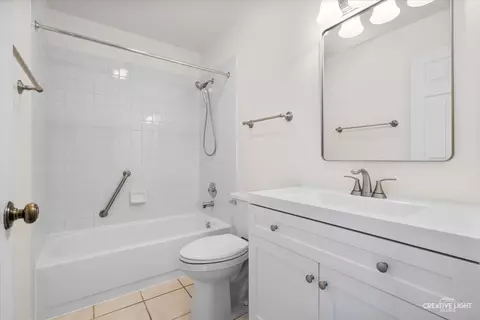 1200 Downing Dr, Hoffman Estates, IL 60192 photo 15