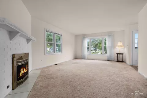 1200 Downing Dr, Hoffman Estates, IL 60192 photo 7