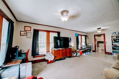 Living - 441 E Walnut St, Watseka, IL 60970 photo 1 of 5