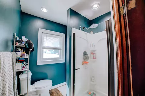 Bath - 441 E Walnut St, Watseka, IL 60970 photo 1 of 1