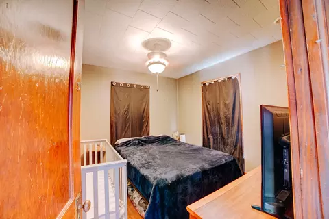 Bedroom - 441 E Walnut St, Watseka, IL 60970 photo 1 of 3