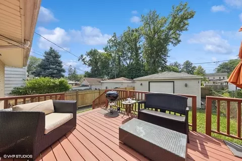 Exterior - 3630 Maple Ave, Brookfield, IL 60513 photo 1 of 1