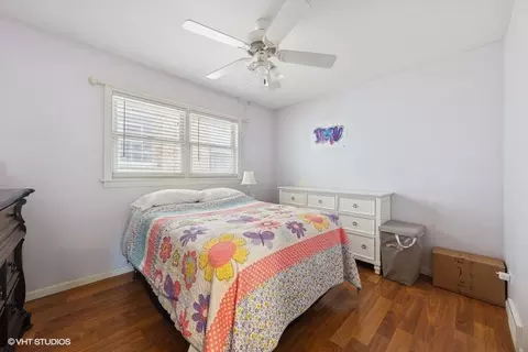 Bedroom - 3630 Maple Ave, Brookfield, IL 60513 photo 3 of 3