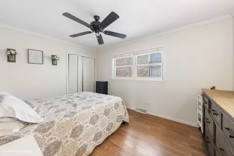 Bedroom - 3630 Maple Ave, Brookfield, IL 60513 photo 1 of 3