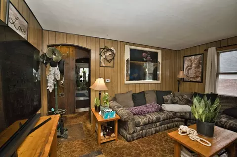 Living - 551 E 149 St, Harvey, IL 60426 photo 4 of 5