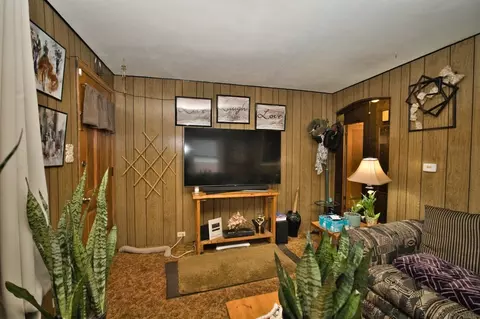 Living - 551 E 149 St, Harvey, IL 60426 photo 3 of 5