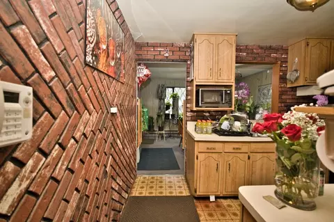 Entry Way - 551 E 149 St, Harvey, IL 60426 photo 1 of 3