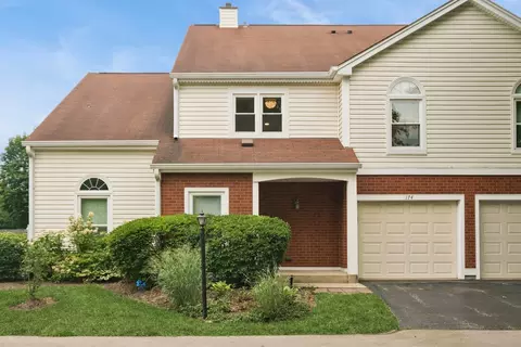 174 S Stonington Dr #174, Palatine, IL 60074