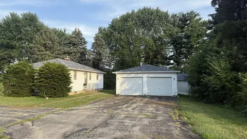 414 E State Road 2, Valparaiso, IN 46383