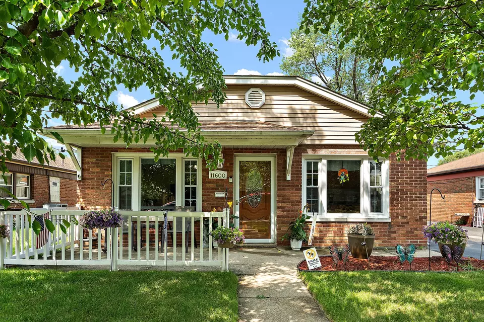 Exterior - 11600 S Sacramento Dr, Merrionette Park, IL 60803 photo 2 of 5