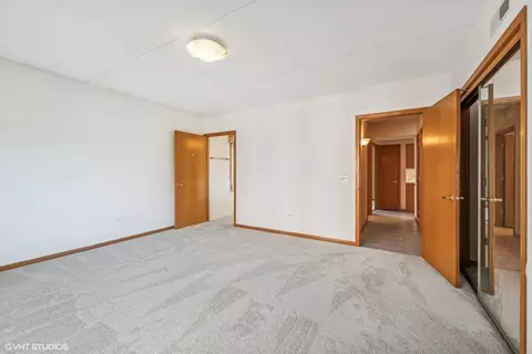 Bedroom - 650 S River Rd #504, Des Plaines, IL 60016 photo 2 of 3