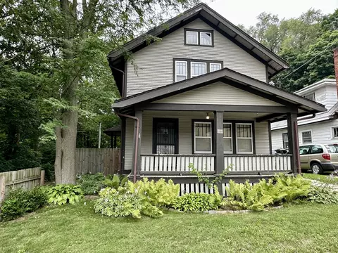 418 Orchard Park, Rockford, IL 61101