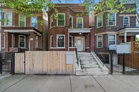 5726 S Elizabeth St, Chicago, IL 60636