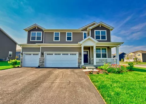 1351 Wake Robin Ln, Bartlett, IL 60103