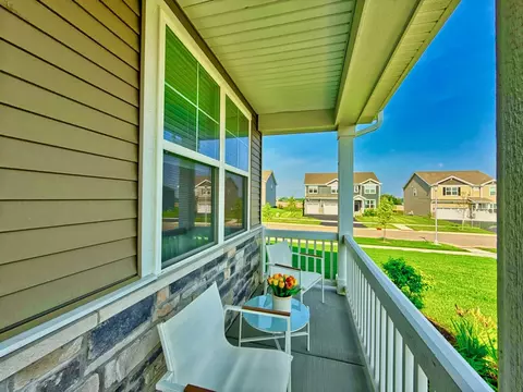 Exterior - 1351 Wake Robin Ln, Bartlett, IL 60103 photo 3 of 14