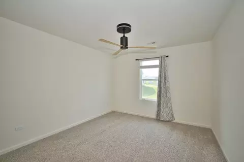Bedroom - 1351 Wake Robin Ln, Bartlett, IL 60103 photo 4 of 8