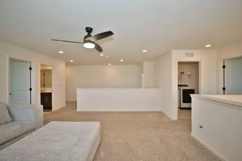 Entry Way - 1351 Wake Robin Ln, Bartlett, IL 60103 photo 8 of 9