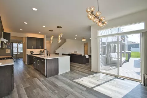 Kitchen - 1351 Wake Robin Ln, Bartlett, IL 60103 photo 4 of 8