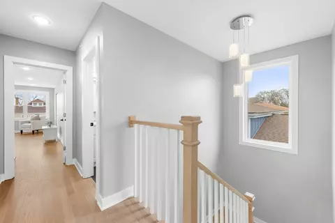 Entry Way - 4113 Eberly Ave, Brookfield, IL 60513 photo 3 of 4