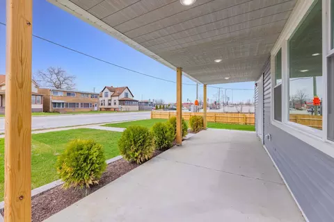 Exterior - 4113 Eberly Ave, Brookfield, IL 60513 photo 2 of 6