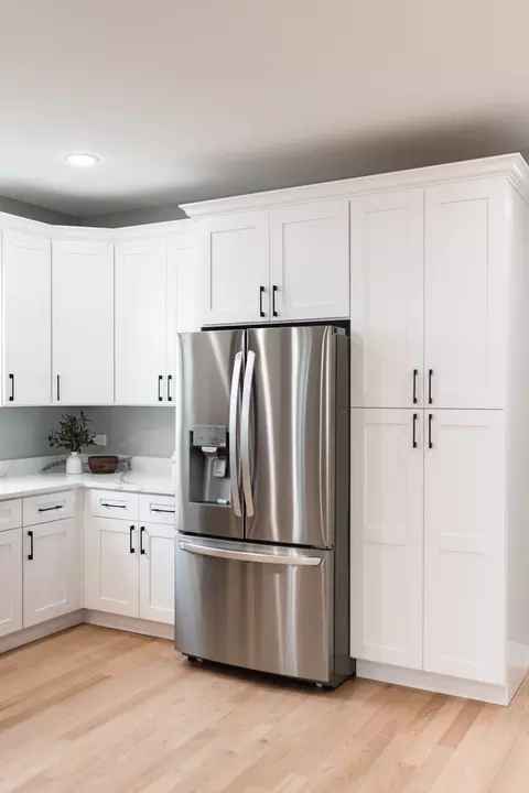 Kitchen - 4113 Eberly Ave, Brookfield, IL 60513 photo 5 of 9