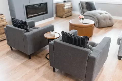 Living - 4113 Eberly Ave, Brookfield, IL 60513 photo 3 of 5