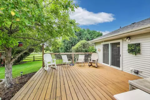 Exterior - 714 Whitmore Trl, Mchenry, IL 60050 photo 2 of 8