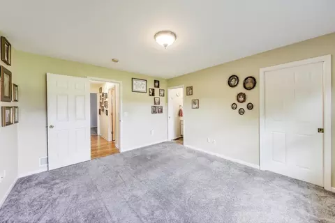 Bedroom - 714 Whitmore Trl, Mchenry, IL 60050 photo 2 of 7