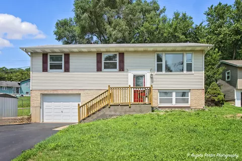 4117 N Johnsburg Rd, Johnsburg, IL 60051