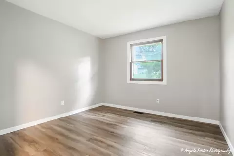 Bedroom - 4117 N Johnsburg Rd, Johnsburg, IL 60051 photo 2 of 5