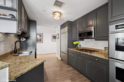 Kitchen - 21 E Huron St #2606, Chicago, IL 60611 photo 3 of 4