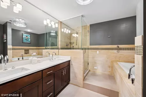 Bath - 21 E Huron St #2606, Chicago, IL 60611 photo 1 of 3