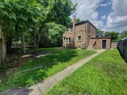 Exterior - 1913 170th St, Hazel Crest, IL 60429 photo 4 of 5
