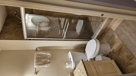 Bath - 1094 Cornell Ave #1A, Wheeling, IL 60090 photo 3 of 7