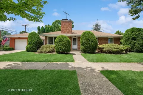 812 Webster Ln, Des Plaines, IL 60016